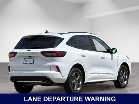 Used 2023 Ford Escape ST-Line w/ Tech Pack #1 AWD/4WD image 7