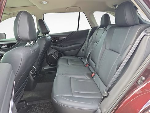 Used 2023 Subaru Outback Touring AWD/4WD image 12