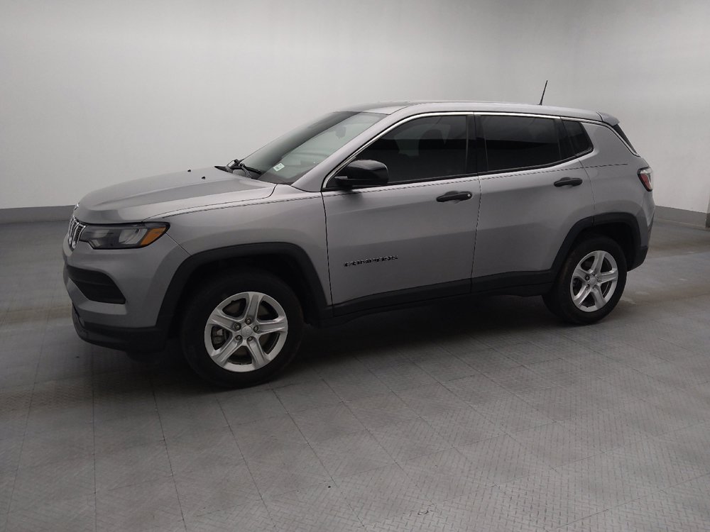 Used 2023 Jeep Compass Sport AWD/4WD image 2