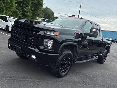 Used 2021 Chevrolet Silverado 2500 LTZ w/ LTZ Plus Package AWD/4WD image 2