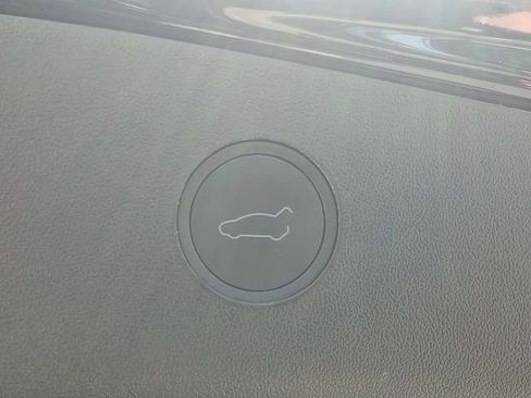 Used 2023 Tesla Model 3 Standard Range RWD image 29