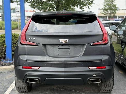 Used 2019 Cadillac XT4 Luxury w/ Cold Weather Package AWD/4WD image 5