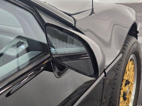 Used 1988 Pontiac Fiero GT image 20