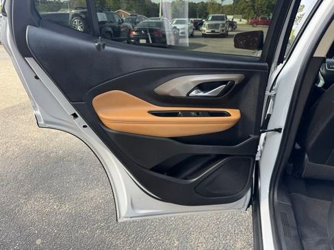 Used 2020 GMC Terrain SLT image 15