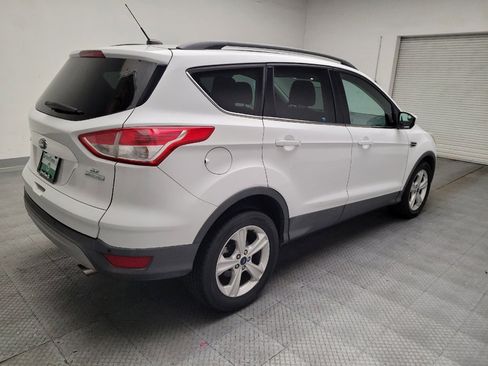 Used 2016 Ford Escape SE w/ Equipment Group 201A FWD image 9