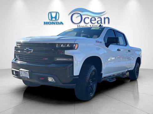Used 2021 Chevrolet Silverado 1500 LT Trail Boss w/ Bed Protection Package image 1