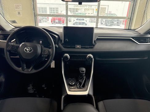 Used 2023 Toyota RAV4 LE image 11