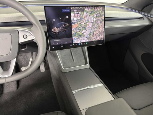 Used 2026 Tesla Model Y 2WD image 30