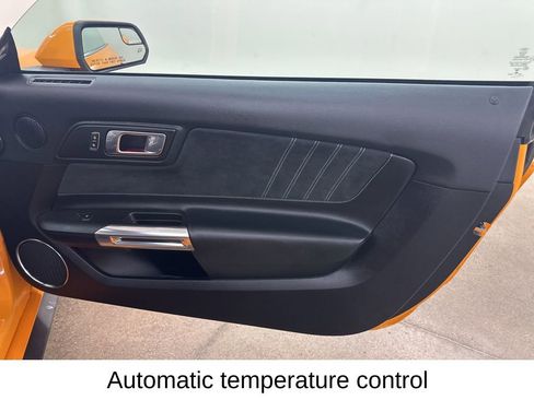 Used 2018 Ford Mustang Premium w/ Carbon Sport Interior Package RWD image 20