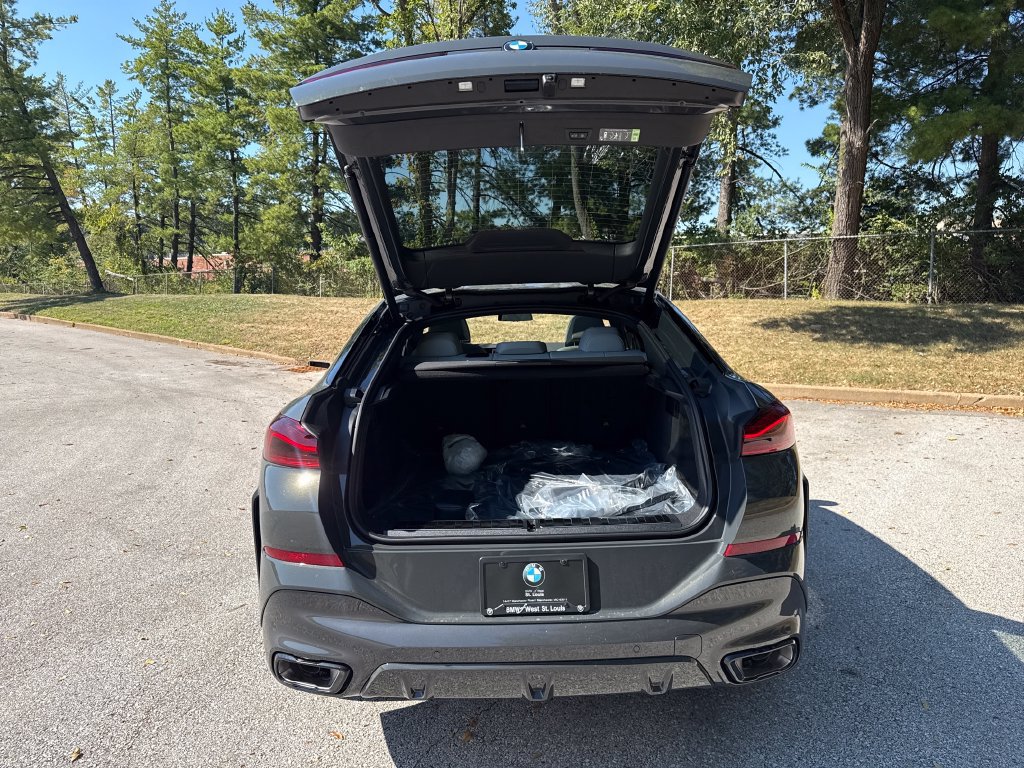 New 2027 BMW X6 xDrive40i w/ Executive Package AWD/4WD image 25