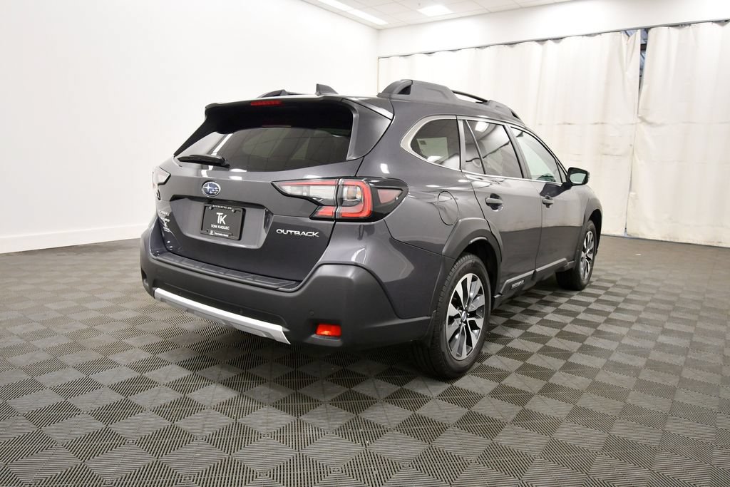 Used 2024 Subaru Outback Limited AWD/4WD image 8