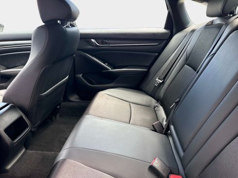 Used 2020 Honda Accord Sport image 12
