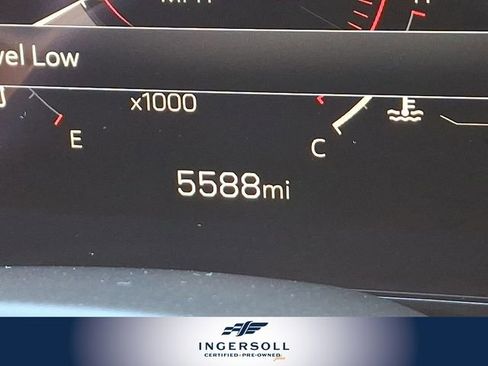 Used 2025 GMC Yukon AT4 w/ LPO, Floor Liner Package image 23