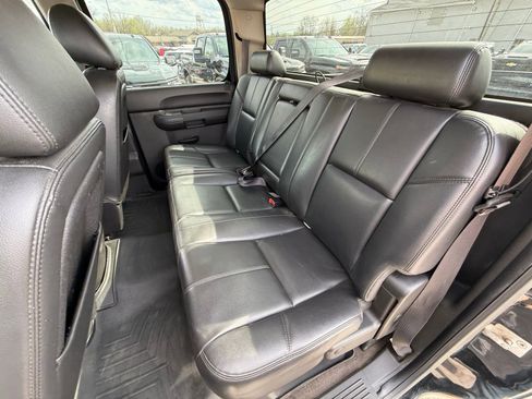 Used 2013 GMC Sierra 2500 SLE w/ SLE Preferred Package image 21