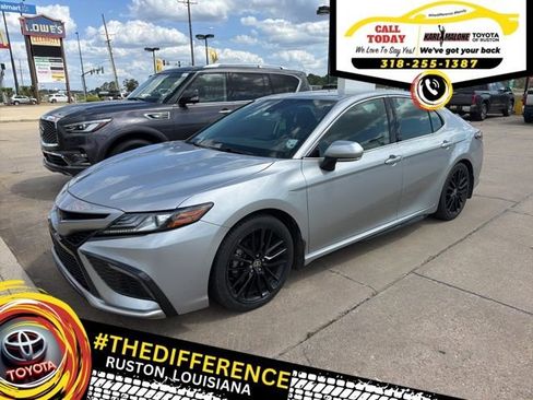 Used 2022 Toyota Camry XSE image 1