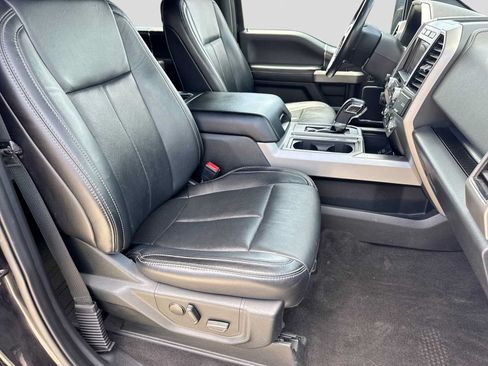 Used 2020 Ford F150 Lariat w/ Equipment Group 502A Luxury AWD/4WD image 20