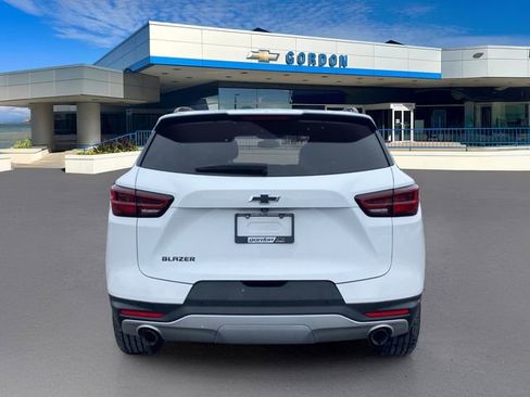 Used 2024 Chevrolet Blazer LT w/ Convenience Package image 4