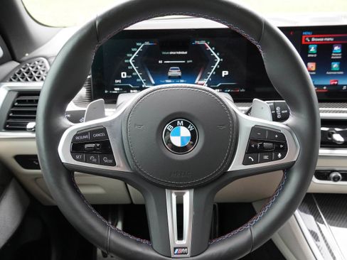 Certified 2025 BMW X5 M60i AWD/4WD image 19