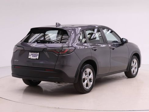 Certified 2023 Honda HR-V LX image 2