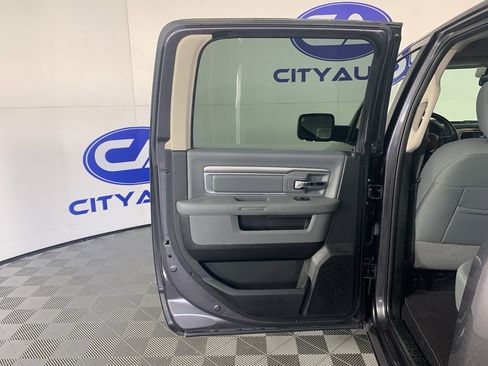 Used 2019 RAM 1500 Big Horn image 30