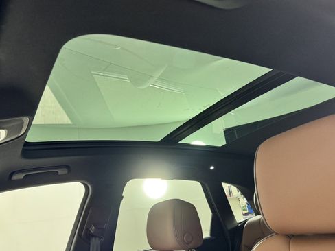 Used 2024 Audi Q5 e Premium Plus w/ Premium Plus Package image 16