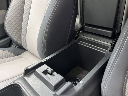 Used 2025 Subaru Outback Premium image 25