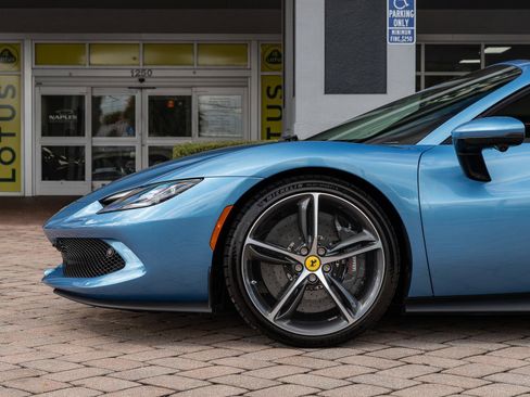 Used 2024 Ferrari 296 GTS Convertible image 22