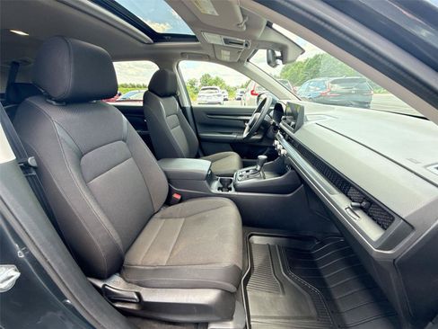 Certified 2025 Honda CR-V EX image 18