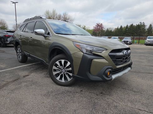 Used 2025 Subaru Outback Touring XT AWD/4WD image 21