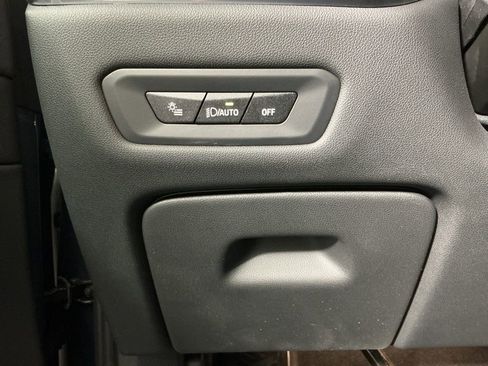 Certified 2025 BMW X5 sDrive40i w/ Parking Assistance Package image 18