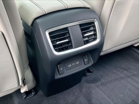 Certified 2025 Acura RDX SH-AWD w/ Advance Package image 30