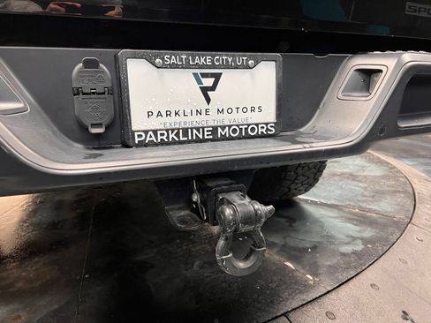 Used 2020 Jeep Gladiator Sport w/ Quick Order Package 24S AWD/4WD image 17