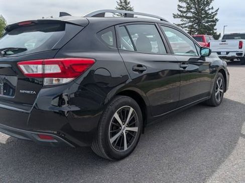 Used 2019 Subaru Impreza 2.0i Premium AWD/4WD image 2