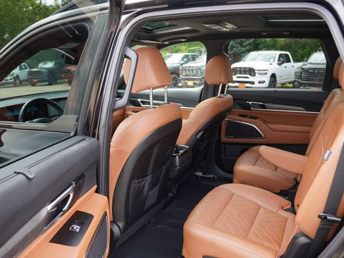 Certified 2024 Kia Telluride SX X-Line AWD/4WD image 16