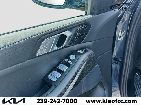 Used 2022 BMW X7 xDrive40i image 25