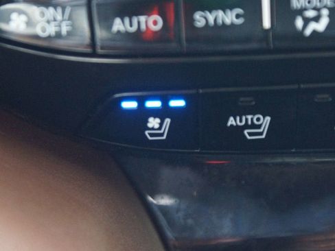 Used 2023 Acura MDX SH-AWD w/ Advance Package image 8