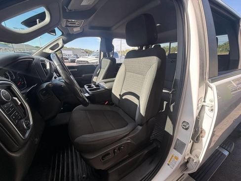 Used 2022 Chevrolet Silverado 2500 LT w/ Convenience Package AWD/4WD image 8