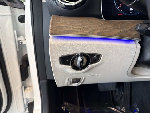 Used 2021 Mercedes-Benz E 350 E 350 w/ Premium Package image 30