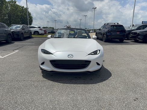 New 2026 MAZDA MX-5 Miata Grand Touring w/ Appearance Package RWD image 2