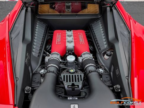 Used 2011 Ferrari 458 Italia Coupe RWD image 38