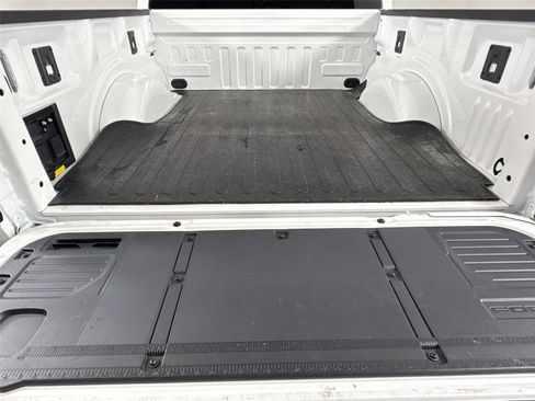 Used 2022 Ford F150 Lightning Lariat image 54