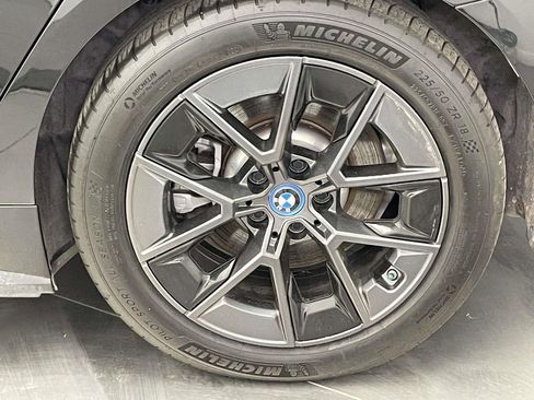 Used 2023 BMW i4 eDrive40 w/ Premium Package RWD image 12