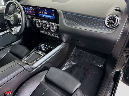Used 2025 Mercedes-Benz GLA 250 image 30