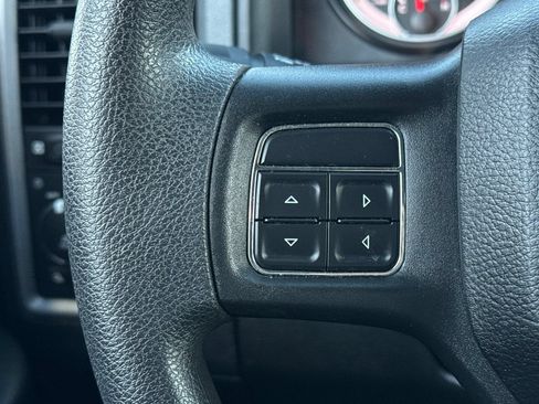 Used 2019 RAM 1500 Express AWD/4WD image 24