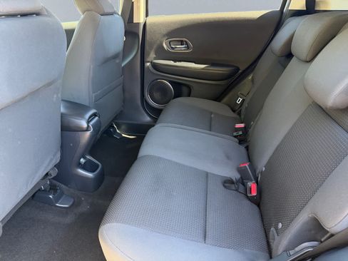 Used 2022 Honda HR-V EX image 18