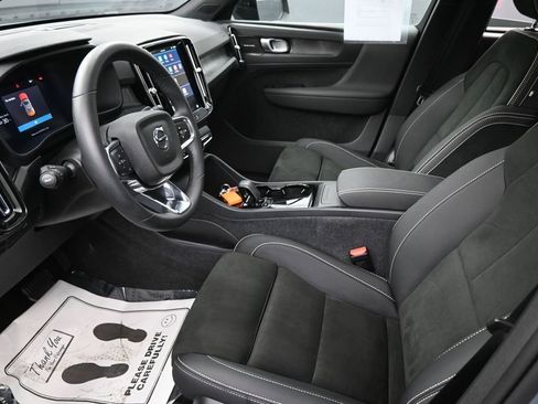 Used 2023 Volvo C40 P8 Recharge Ultimate AWD/4WD image 25