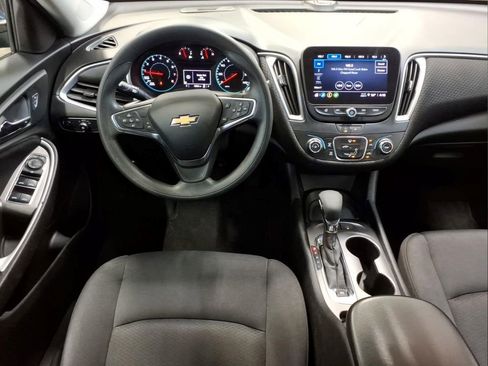 Used 2024 Chevrolet Malibu LS FWD image 7