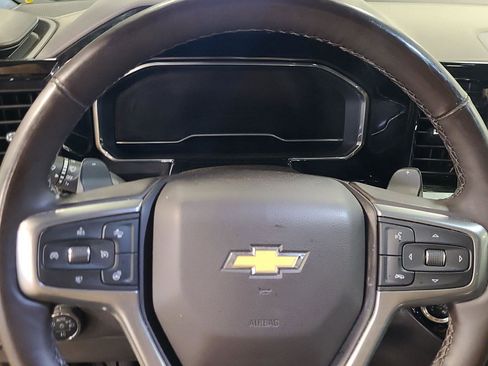 Used 2025 Chevrolet Silverado 1500 LTZ image 35