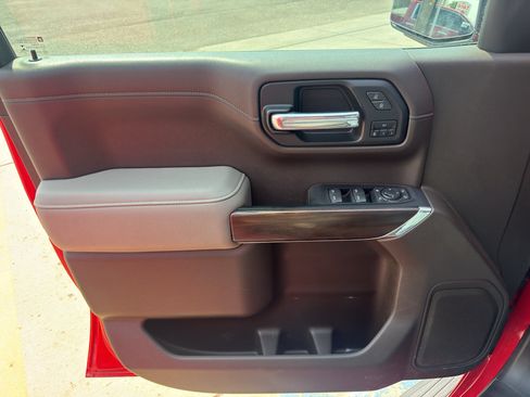 Used 2021 GMC Sierra 1500 SLT w/ SLT Premium Package AWD/4WD image 24
