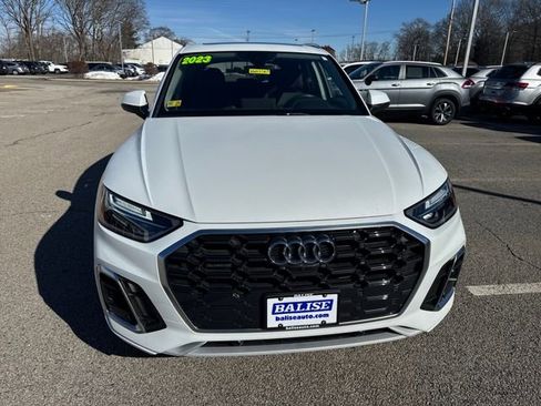 Used 2023 Audi Q5 2.0T Premium Plus w/ Premium Plus Package image 2